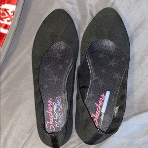 Sketchers flats